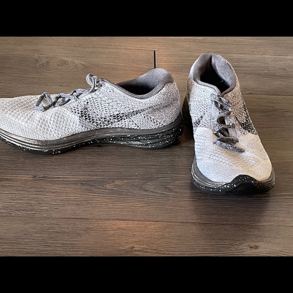 Nike ID Lunarlon custom made black/grey/white - Picture 5 of 6